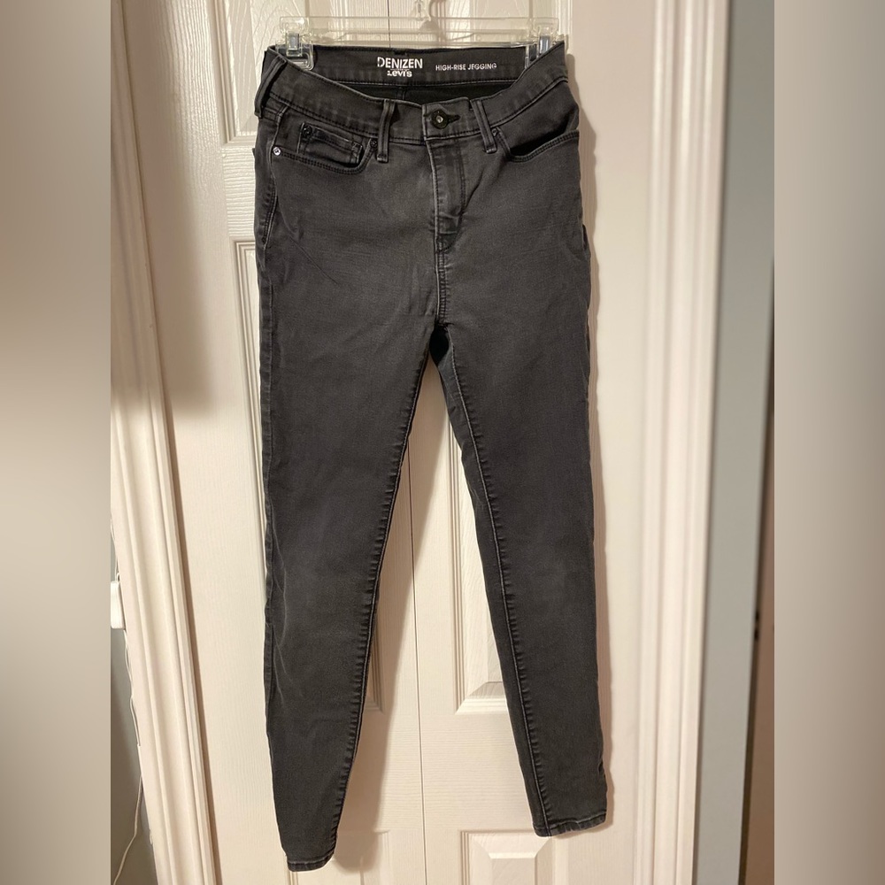 Levi Black Skinny Jeans